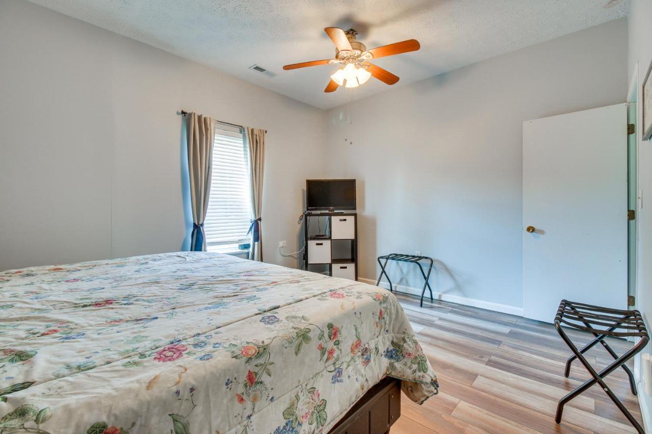 Kentucky Retreat Near Williamstown Lake! Екстер'єр фото